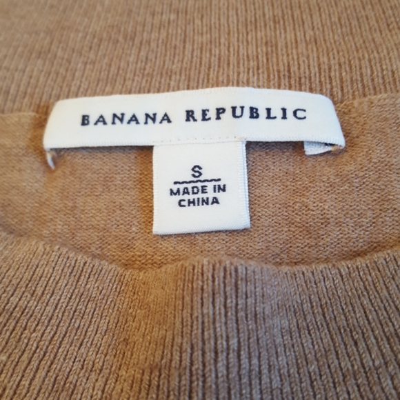 Tan Banana Republic Silk and Wool Sweater - Picture 2 of 5